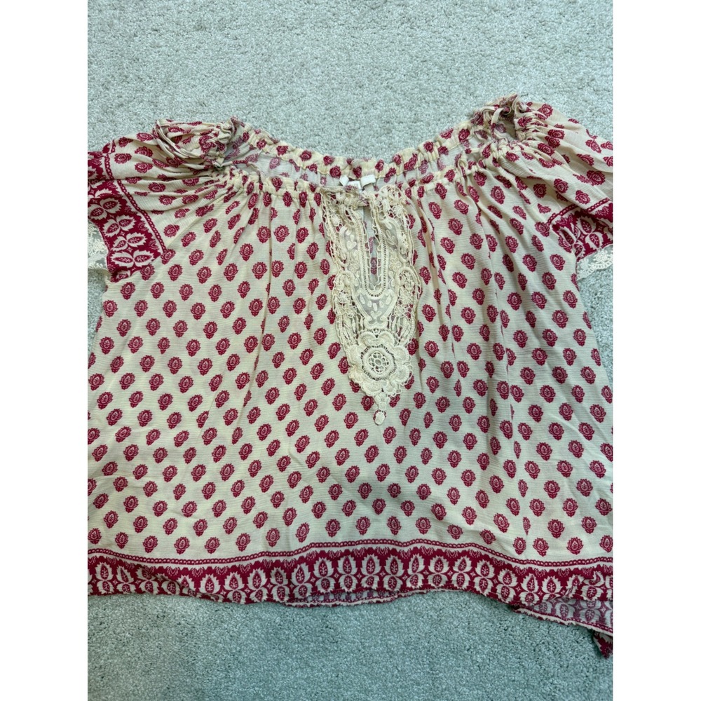 Forever 21 Boho Lace Bib Off Shoulder Peasant Top Red Cream Floral Print Large